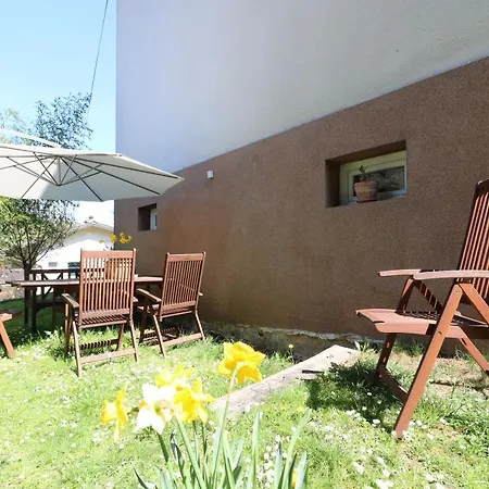 Bergmannhaus Дом отдыха Zagorje ob Savi